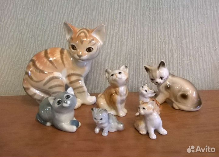 Статуэтки кошки, львенок и тигренок