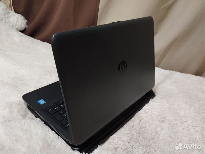 Ноутбук HP i3/8Gb/SSD 240GB/HDD 500