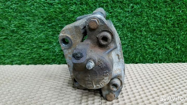 Тормозной суппорт передний левый Renault Clio 2 BB