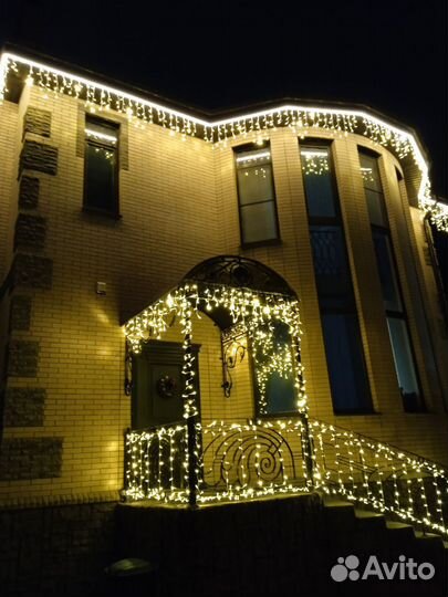 Новогоднее украшение домов, зданий и территорий