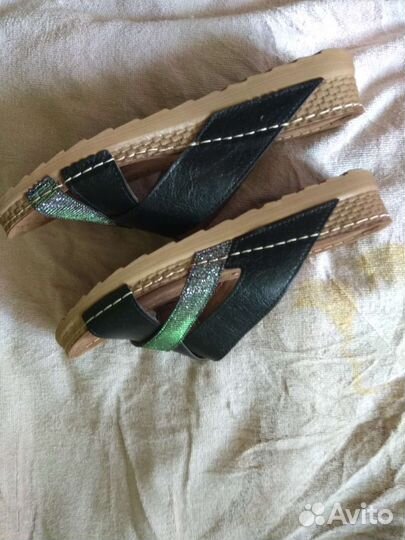 Босоножки женские-импорт- 39 р-р- натуральная кожа