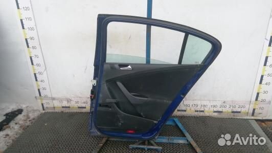 Дверь задняя правая volkswagen passat B6 (GDN14FT0