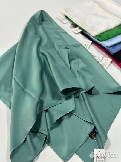 Шарфы платки палантины брендовые