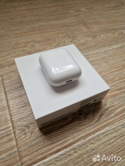 Apple AirPods mmef2ze/A