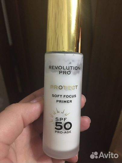 Праймер для лица Revolution Pro