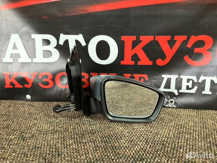 Зеркало боковое правое Volkswagen Polo 2010-2015