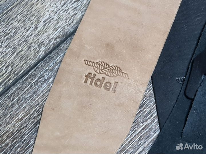 Ремень для гитары кожа