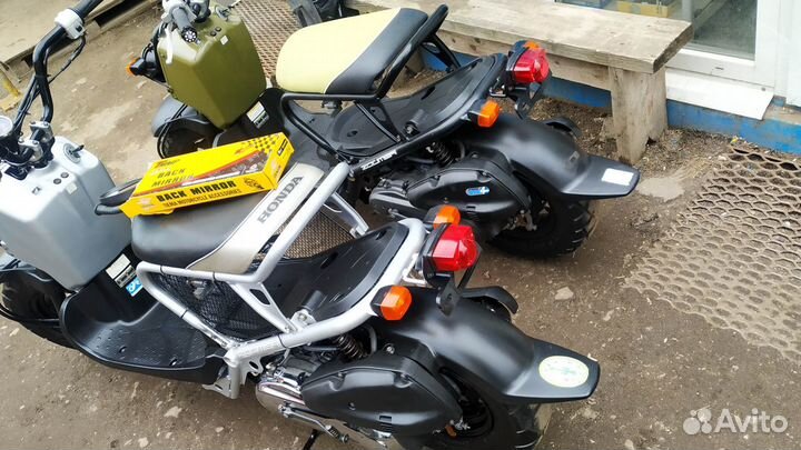 Скутер Инжекторы 2017 г Honda Zoomer 49 куб Япония