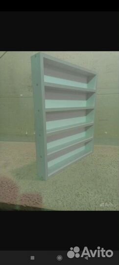 Полочка под Гельлаки лаки