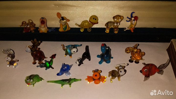 Миниатюрные стеклянный фигурки животных