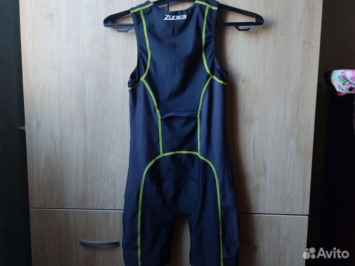 Стартовый гидрокостюм для троеборья