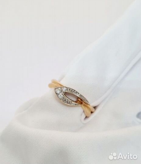 Золотое кольцо с камнем 16,5р