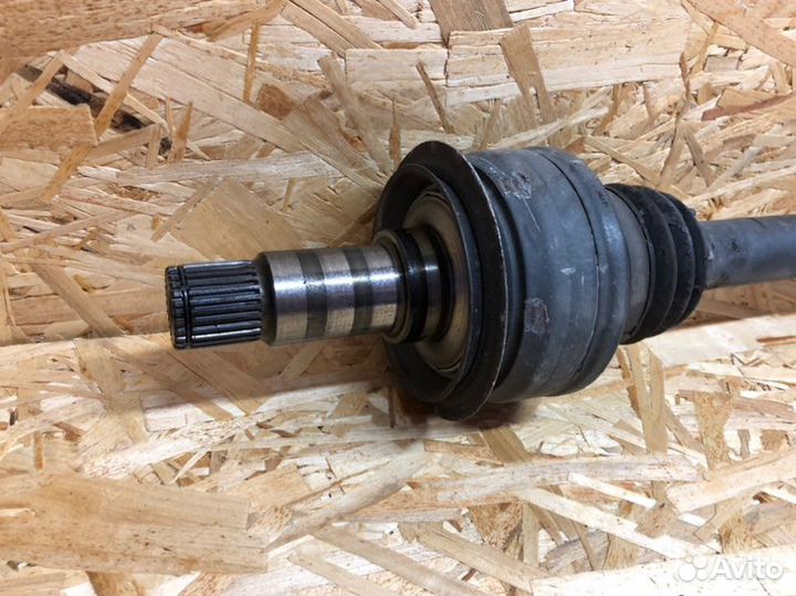 Привод задний правый Mercedes-Benz C W204 1.8 2012