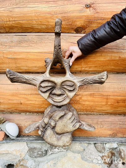 Из кости кита