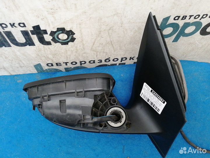 Зеркало правое без повторителя поворота 6RU 857