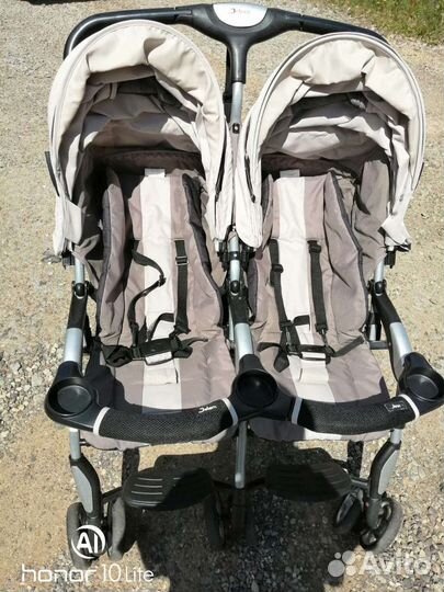 Коляска для двойни или погодок