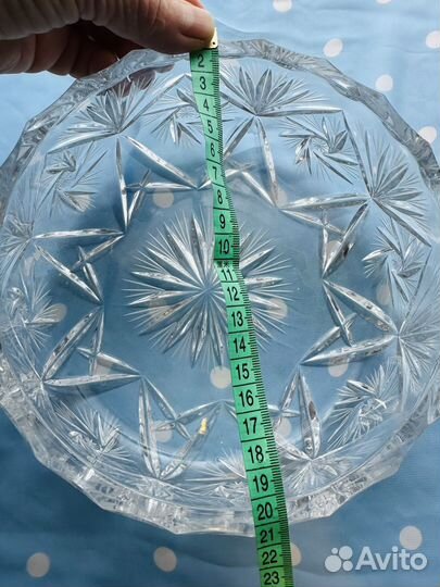 Вазы красивые к Новому Году и приборы для кухни