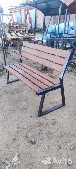 Скамейка уличная