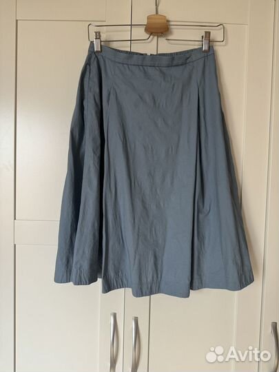 Uniqlo юбка голубая 44