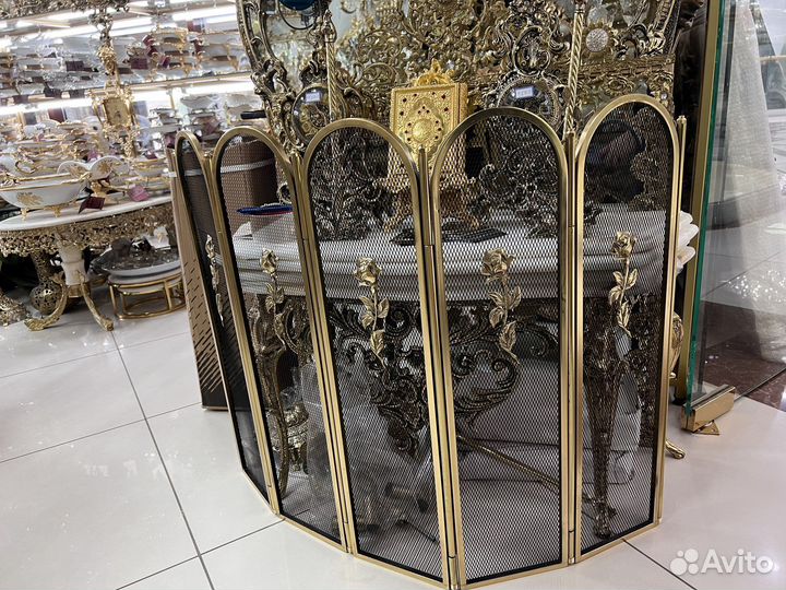 Ваза для фруктов на ножке бронза