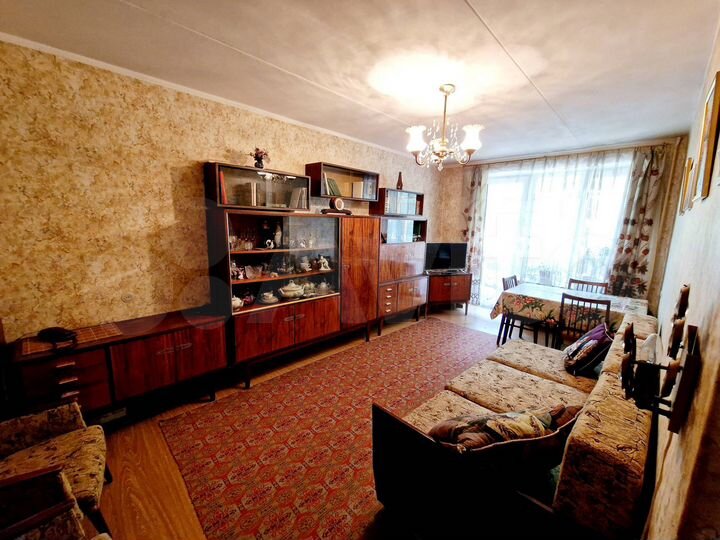 2-к. квартира, 43 м², 3/5 эт.