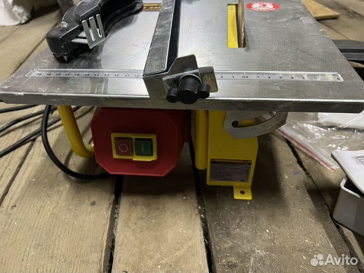 Плиткорез электрический Корвет 460 м