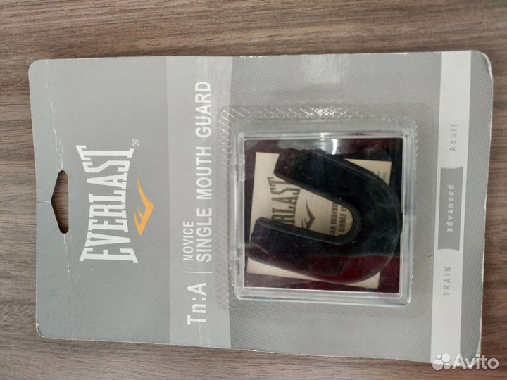 Шлем и капа EverLast, перчатки Green Hill 12.oz