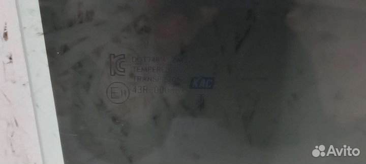 Стекло задней правой двери Kia Rio 3