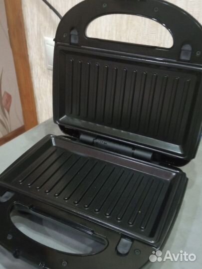 Вафельница бутербродница новый 7 в 1