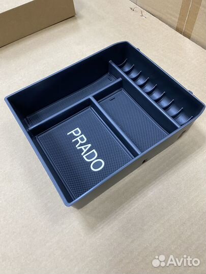 Органайзер в подлокотник без холодиль Prado 120