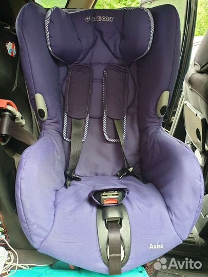 Автокресло поворотное Maxi cosi Axiss