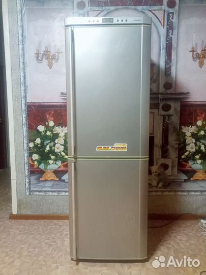 Холодильник Samsung No Frost