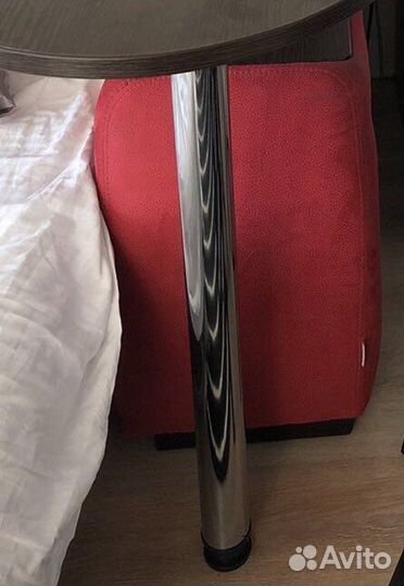 Нога, подстолье, опора для барной стойки