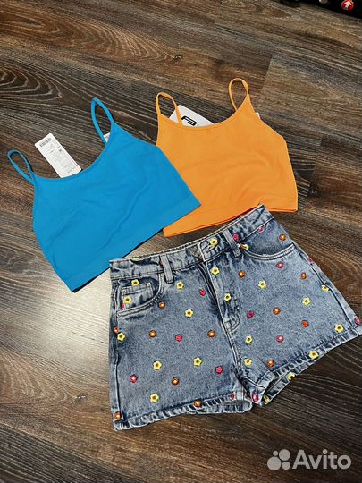 Новые джинсовые шорты и 3 топа(пакетом)