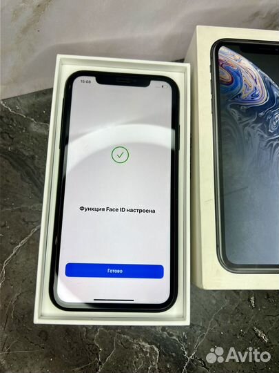 iPhone Xr, 64 ГБ