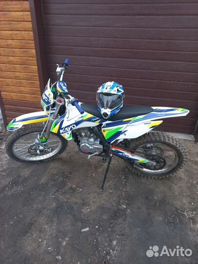 Кроссовый мотоцикл