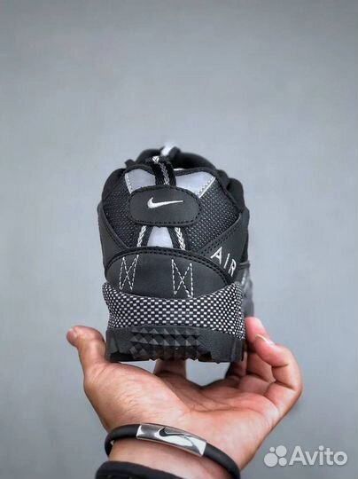 Кроссовки Nike Air Humara