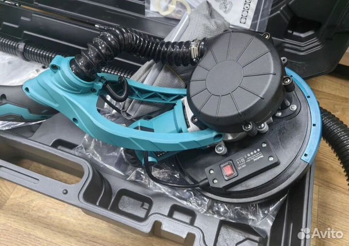 Шлифовальная машина Жираф Makita