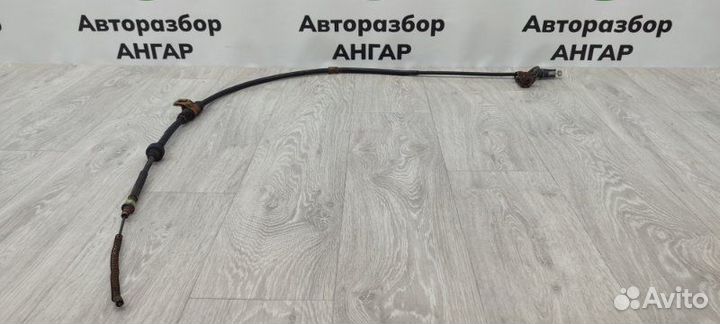 Трос стояночного тормоза задний левый Mitsubishi