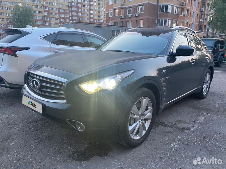 Infiniti QX70 3.0 AT, 2015, 111 380 км