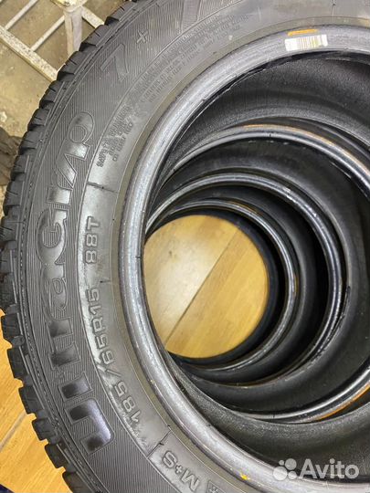 Goodyear UltraGrip 7+ 185/65 R15