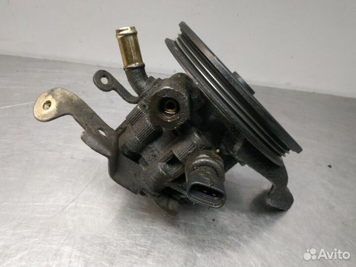 Насос гур Toyota Corolla NZE120 1nzfe 2000-2007