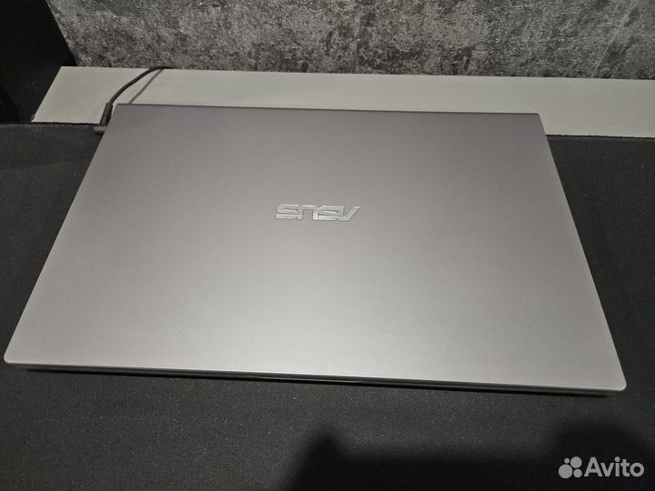 Ноутбук asus m509d