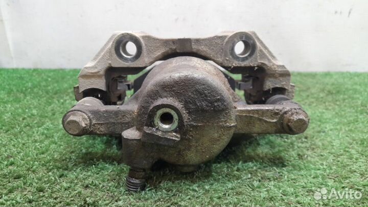 Суппорт передний правый Skoda Fabia 2 CGP 1.2 2014