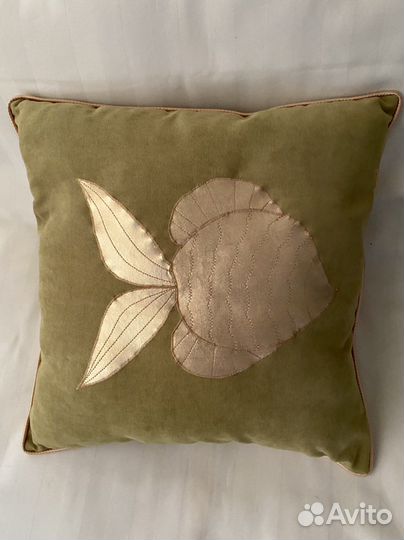 Декоративные подушки. Коллекция «Золотые рыбки»