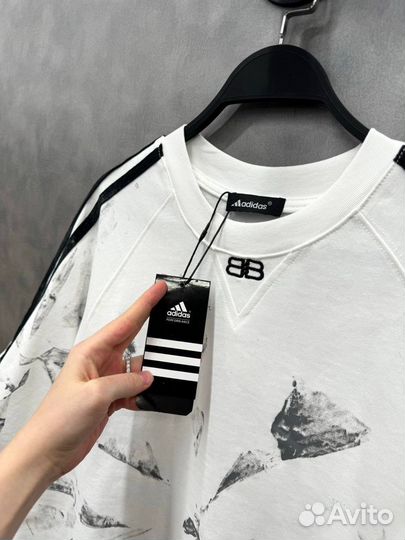 Футболка Adidas & Balenciaga Оверсайз (Унисекс)