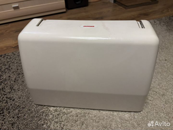Швейная машина janome w23u
