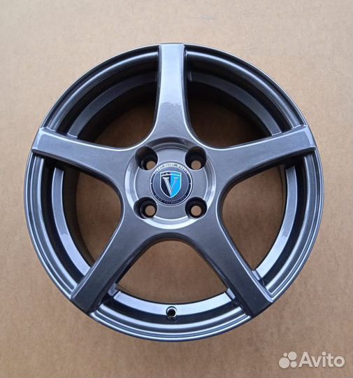 Диски литые R15 X118 CH разболтовка 4*100 новые