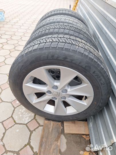 Колёса 215.60р16. Альфард