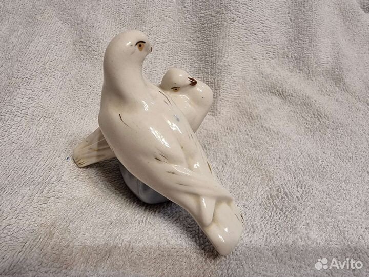 Статуэтка голуби, голубки фарфор СССР